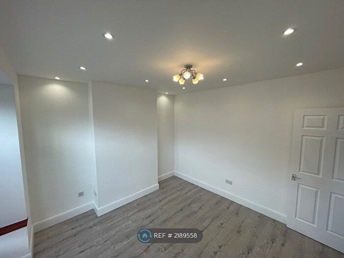 2 Bedroom Detached House To Rent In Westholme Gardens, Newcastle Upon Tyne, NE15