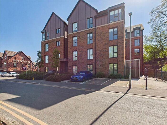 1 Bedroom Apartment For Sale In Lansdowne Road, Eccles, Manchester, Greater Manchester, M30