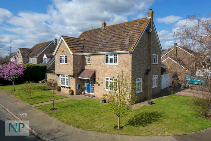 4 Bedroom Detached House For Sale In Broad Oaks, Leavenheath, Colchester, CO6