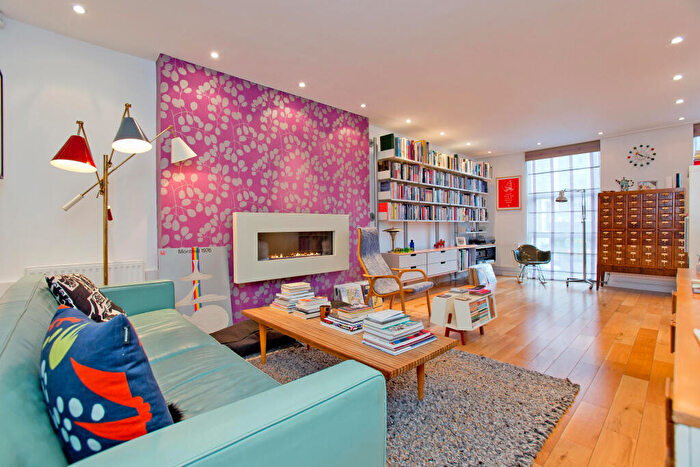 4 Bedroom Terraced House To Rent In Hornby Close, Swiss Cottage, London, NW3