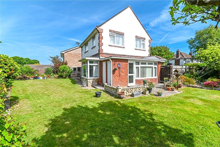 3 Bedroom Detached House For Sale In Marley Close, New Milton, Hampshire, BH25