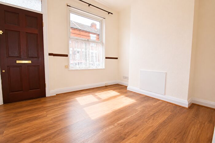 2 Bedroom End Terrace House To Rent In Blythe Road, Coventry, CV1