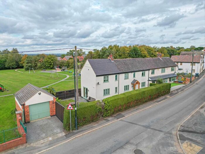4 Bedroom Semi-Detached House For Sale In Main Street, Higham-On-The-Hill, CV13