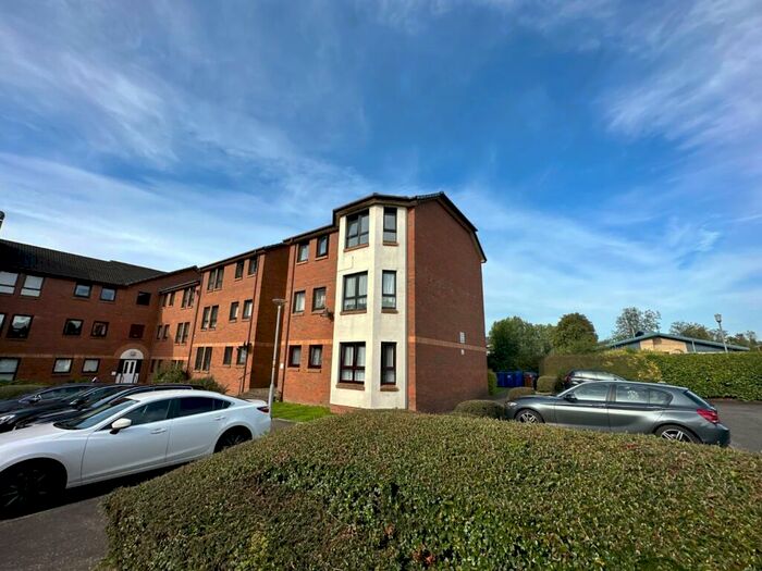 2 Bedroom Flat To Rent In Polson Crescent, Paisley, PA2