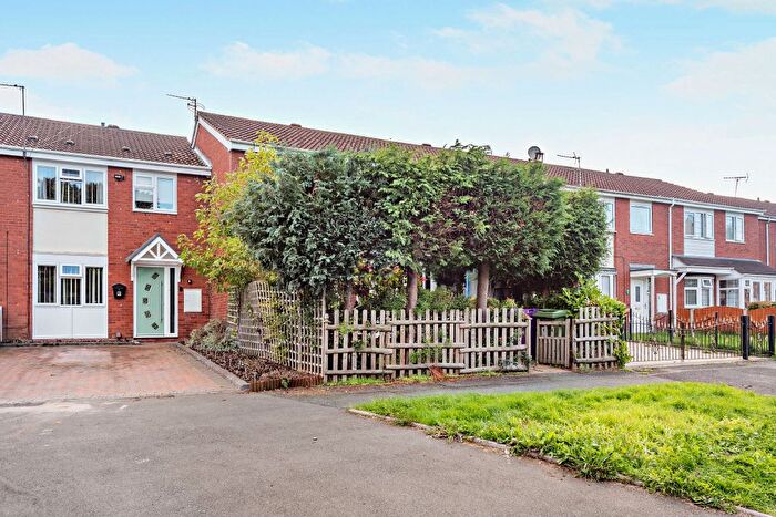 3 Bedroom Terraced House For Sale In Wheatsheaf Road, Wolverhampton, WV8