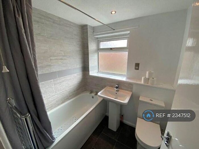 5 Bedroom End Of Terrace House To Rent In Herald Close, Beeston, Nottingham, NG9