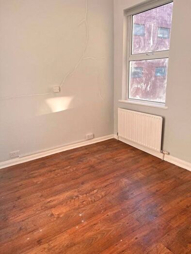 1 Bedroom Flat To Rent In London Road, Wembley, HA9