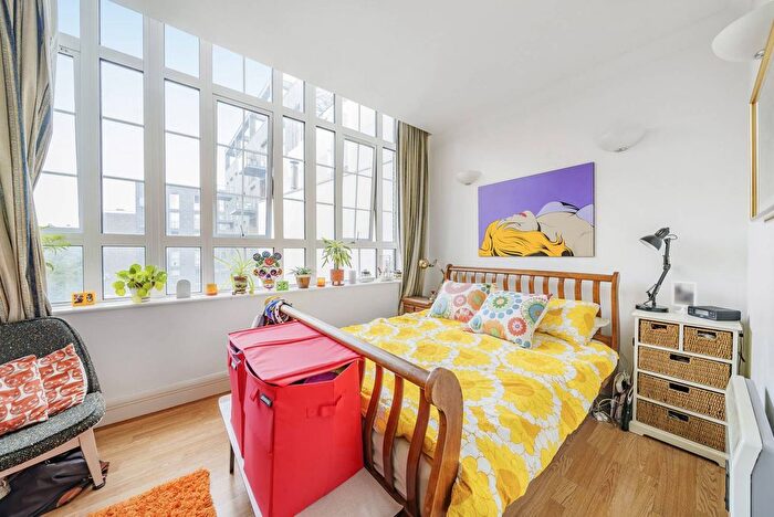 1 Bedroom Flat To Rent In Grange Yard, Bermondsey, London, SE1