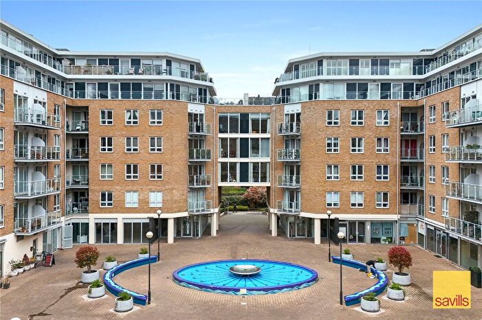 2 Bedroom Flat For Sale In Ionian Building, Narrow Street, Limehouse, London, E14