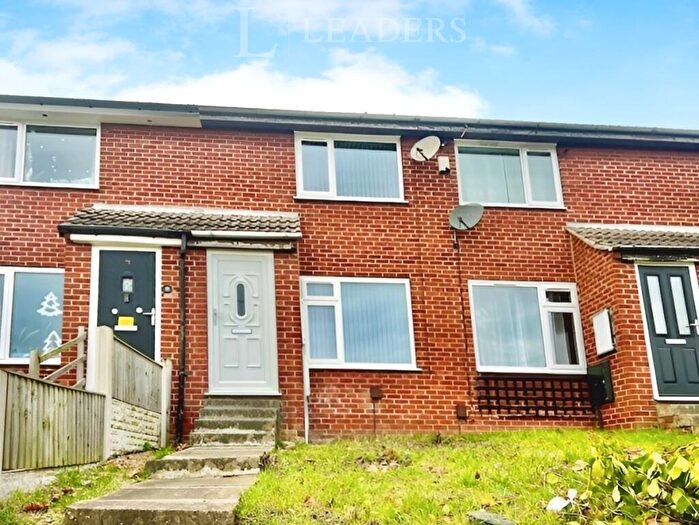 2 Bedroom Semi-Detached House To Rent In Cottingley Approach, Leeds, LS11