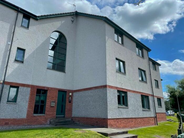 2 Bedroom Flat To Rent In Diriebught Road, Inverness, IV2