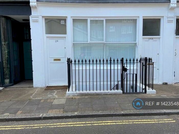 Studio To Rent In Daventry Street, London, NW1