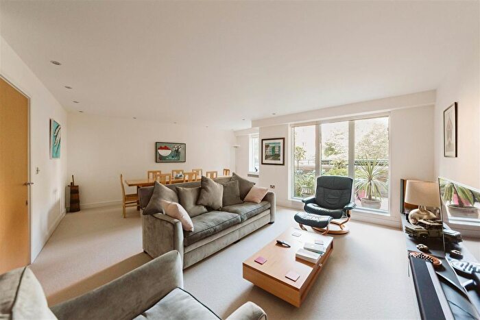 3 Bedroom Flat For Sale In Redland Court Road, Redland, Bristol, BS6
