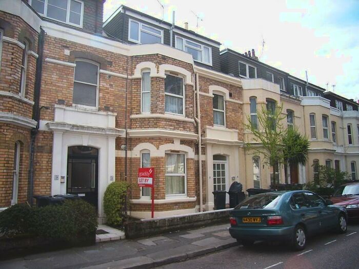 1 Bedroom Flat To Rent In Bournemouth Centre, BH2