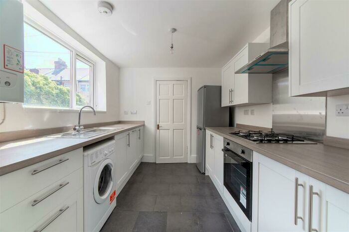 4 Bedroom Terraced House To Rent In £pppw - Ninth Avenue, Heaton, NE6