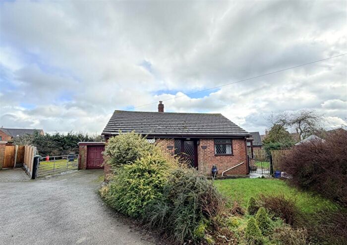 3 Bedroom Detached Bungalow For Sale In Priory Close, Yeaveley, Ashbourne, DE6