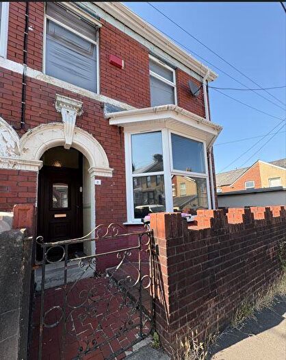 3 Bedroom End Of Terrace House For Sale In Wainfelin Avenue, Pontypool, NP4