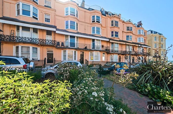 Studio To Rent In Bedford Square, Brighton, East Sussex, BN1