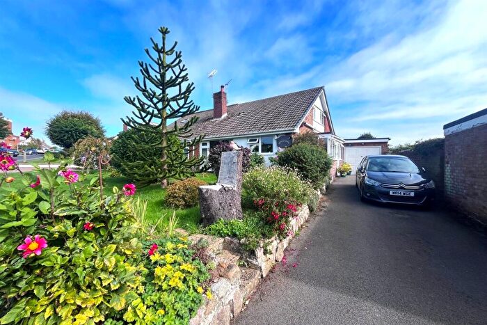 3 Bedroom House For Sale In Set In A Wonderful Village Location On Greenhill Road In Alveston, Nr Bristol, BS35