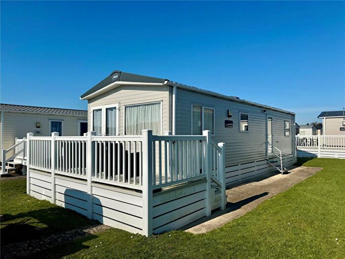 3 Bedroom Park Home For Sale In Field Place, Naish Estate, Barton On Sea, Hampshire, BH25