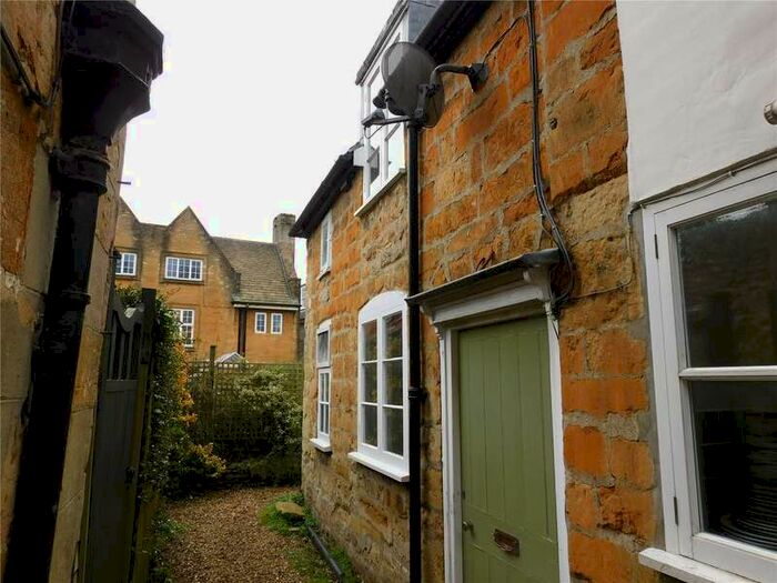 1 Bedroom Terraced House To Rent In Greenhill, Sherborne, DT9