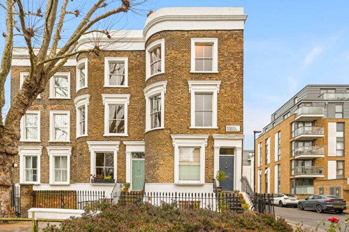 2 Bedroom Maisonette To Rent In Rheidol Terrace, Angel, N1