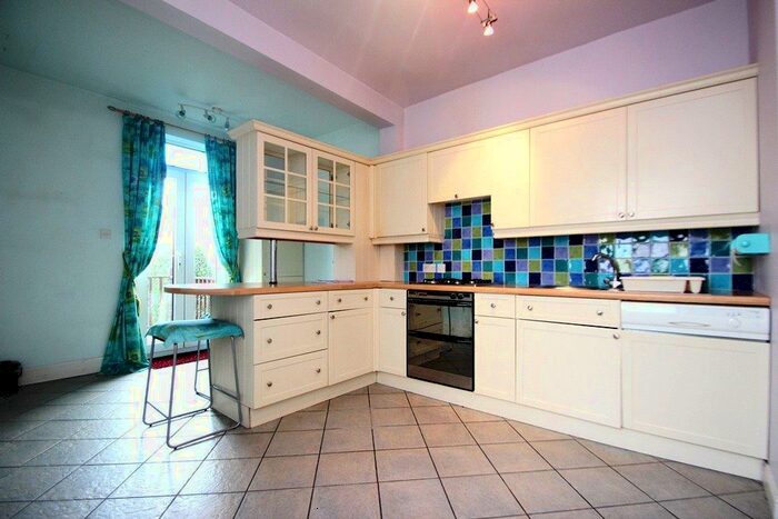 4 Bedroom Semi-Detached House To Rent In Springfield Park Road, Burnside, South Lanarkshire, G73