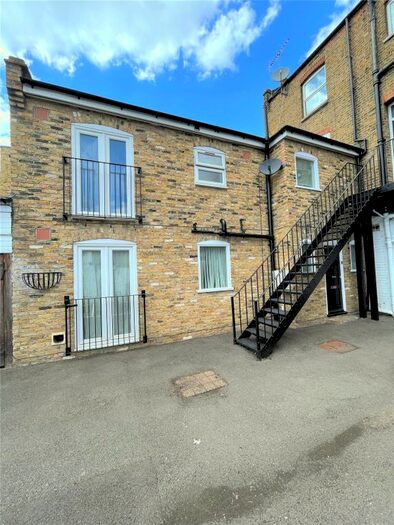 2 Bedroom Terraced House To Rent In Stableyard Mews, Teddington, TW11