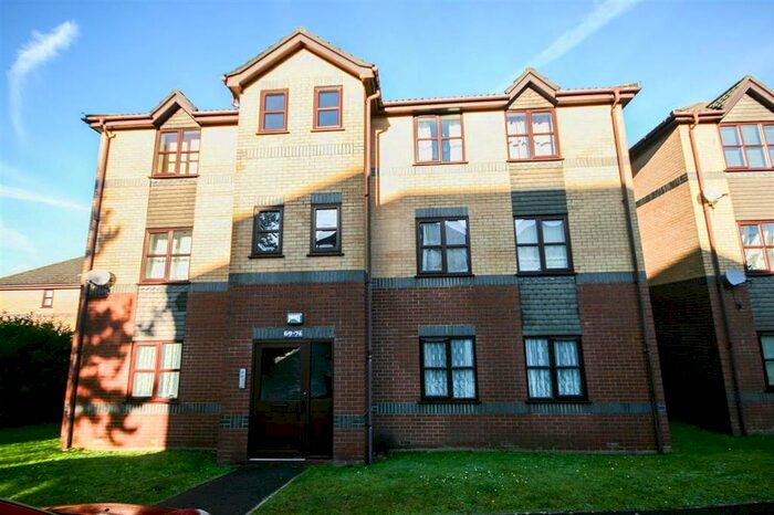 2 Bedroom Apartment To Rent In Briarswood, Shirley, Southampton, SO16