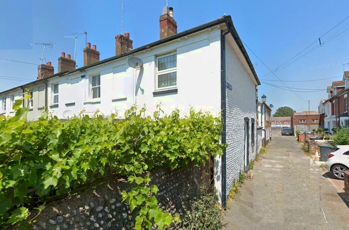 2 Bedroom End Of Terrace House To Rent In Purbeck Place, Littlehampton, BN17