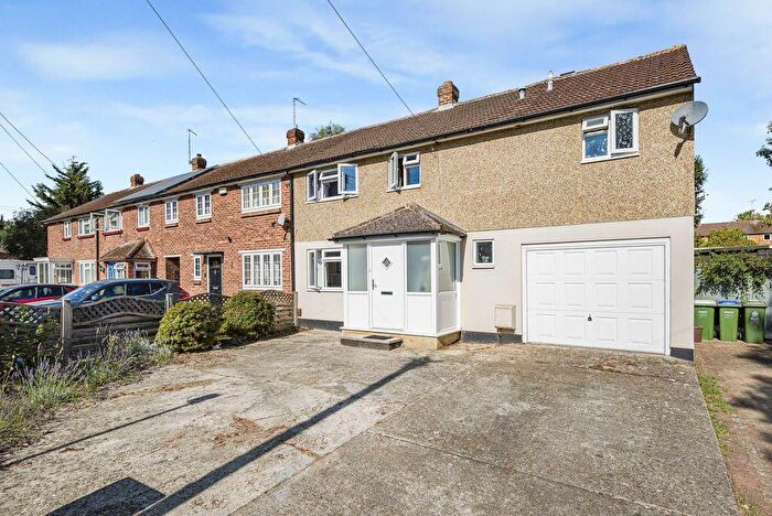 4 Bedroom Semi Detached House For Sale In St. Andrews Road, Sidcup, DA14