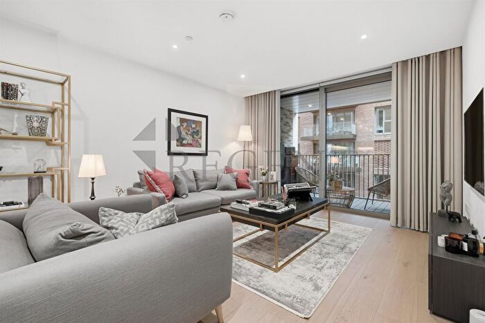 1 Bedroom Apartment For Sale In Salisbury House, Battersea, SW11