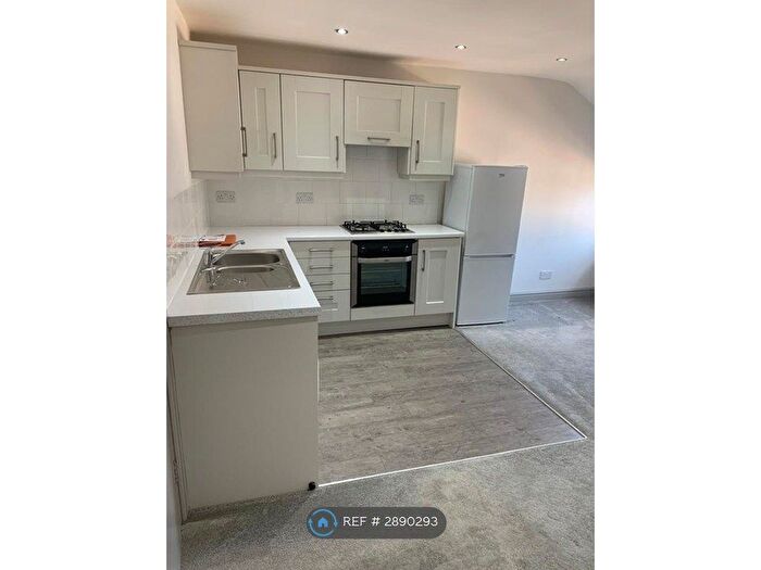 2 Bedroom Flat To Rent In Church Street, Lutterworth, LE17