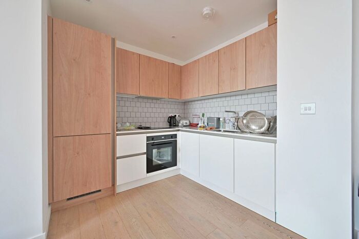 1 Bedroom Flat To Rent In The Clarendon, Watford, WD17