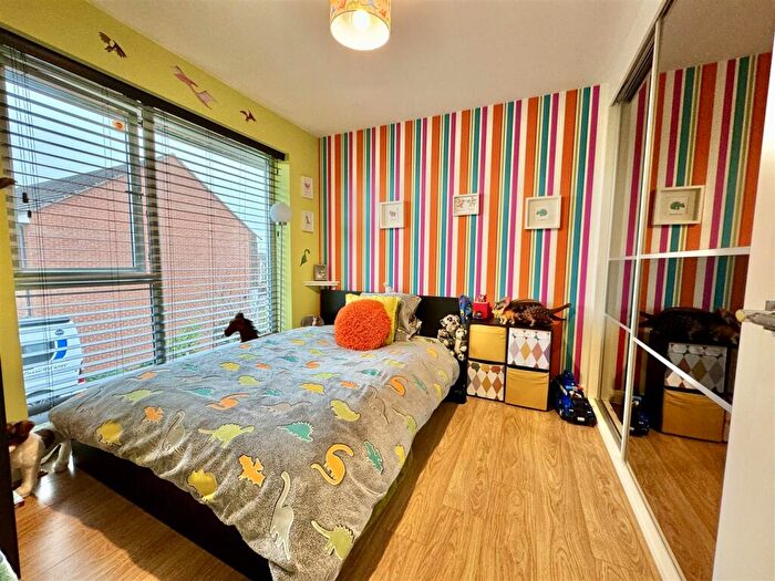 4 Bedroom Detached House For Sale In The Pastures, Royston, Barnsley, S71