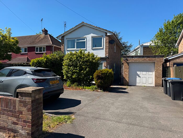 3 Bedroom Detached House To Rent In Woodham Lane, Addlestone, KT15