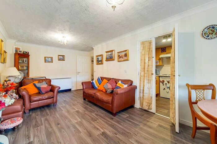 1 Bedroom Flat For Sale In North Street, Bromley, BR1