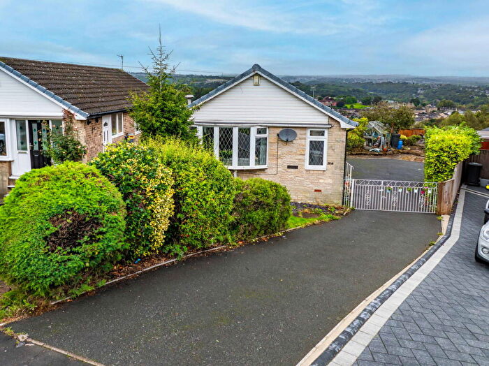 2 Bedroom Detached Bungalow For Sale In Long Ridge, Brighouse, HD6
