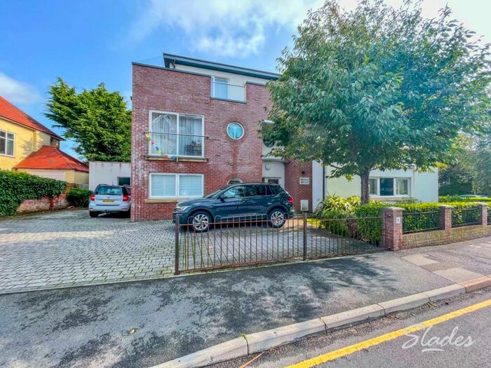 Studio To Rent In Ellis House, Seafield Road, Southbourne, Bournemouth, BH6