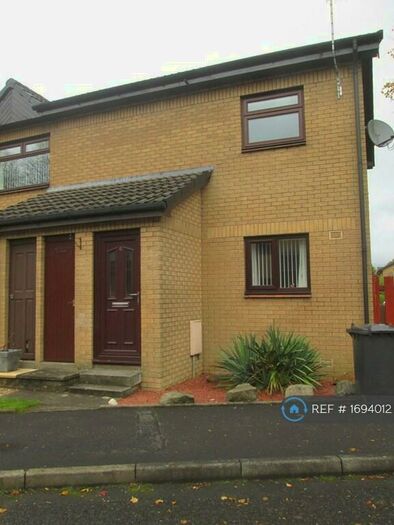 2 Bedroom Flat To Rent In Greenlaw Crescent, Paisley, PA1