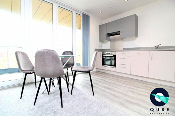 2 Bedroom Flat To Rent In Adelphi Wharf, Adelphi Street, Salford, Greater Manchester, M3