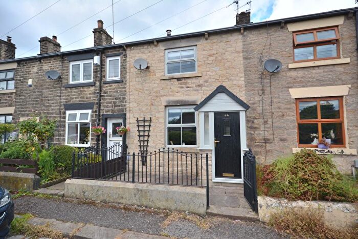 2 Bedroom Cottage To Rent In Pennington Street, Walshaw, Bury, BL8