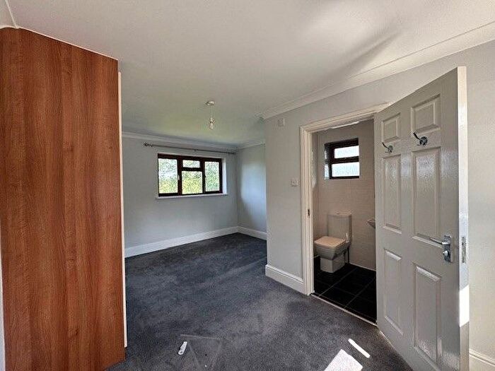 5 Bedroom Property To Rent In Ardnave Crescent, Southampton, SO16
