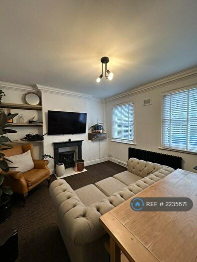 1 Bedroom Flat To Rent In Whateley Road, London, SE22