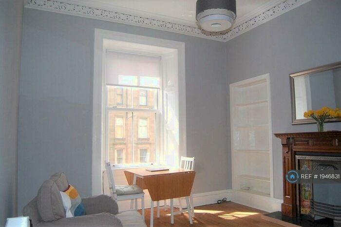 2 Bedroom Flat To Rent In Montgomery Street, Edinburgh, EH7