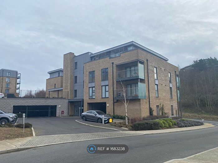 2 Bedroom Flat To Rent In Castle Hill Drive, Ebbsfleet Valley, Swanscombe, DA10