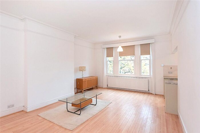 1 Bedroom Flat To Rent In Oppidans Road, Primrose Hill, London, NW3