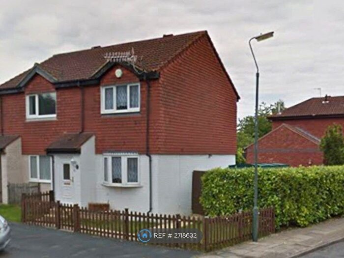 2 Bedroom Semi-detached House To Rent In Beckett Close, Belvedere, DA17