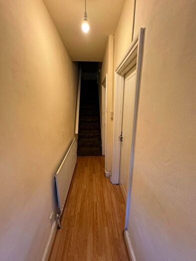 6 Bedroom Terraced House To Rent In Rothesay Avenue, Nottingham, Nottinghamshire, NG7