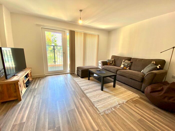 1 Bedroom Flat To Rent In Spring Street, Birmingham, B15